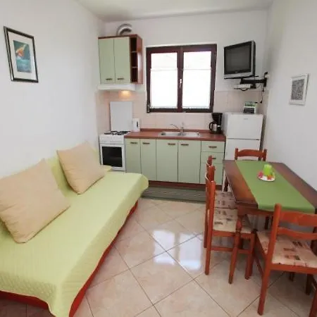 Lucija Apartment